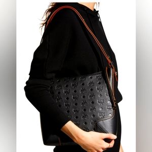 MCM KLARA  MEDIUM HOBO BAG LEATHER